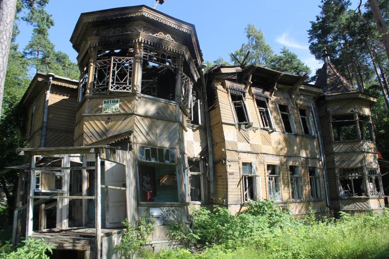 Активисты ОНФ выявили свалки на территории объектов культурного наследия в Санкт-Петербурге