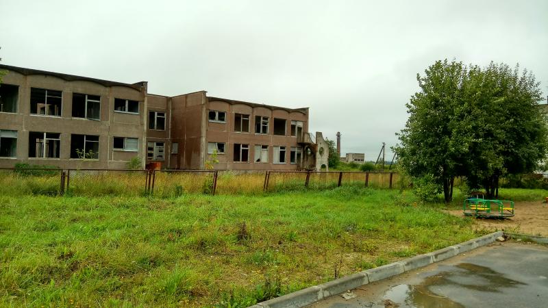 Активисты ОНФ в Ленинградской области проверили заброшенные стройки в Гатчинском районе