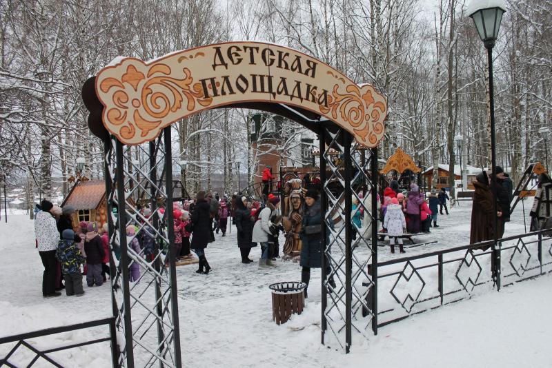 Активисты ОНФ приняли участие в открытии благоустроенной детской площадки в Кировском парке Сыктывкара