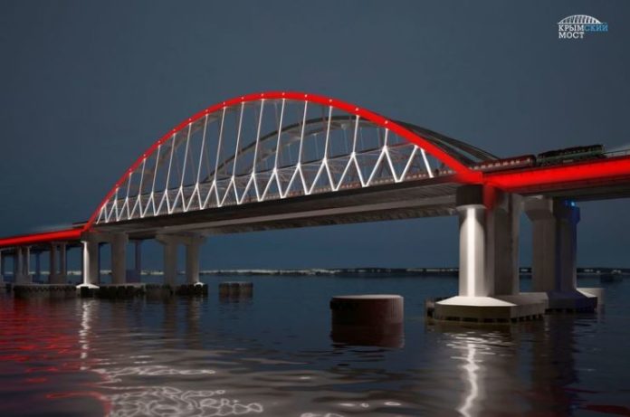 В Украине рассказали, что случится с Крымским мостом после его запуска в эксплуатацию