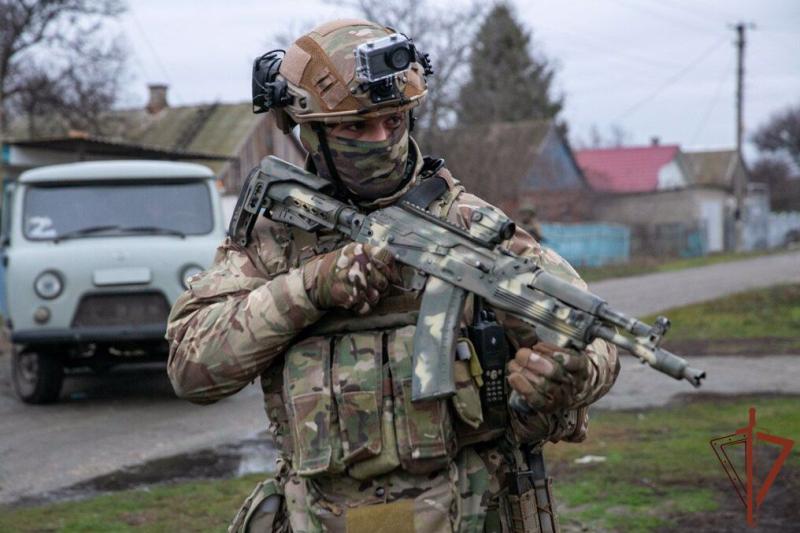 Тридцать вооружённых пособников ВСУ выявили росгвардейцы в Запорожской и Херсонской областях