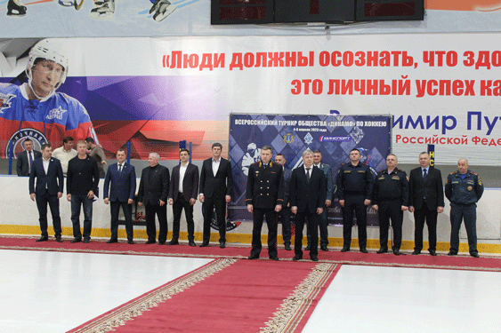 Начальник Управления Росгвардии по Ульяновской области принял участие в открытии Всероссийского турнира по хоккею