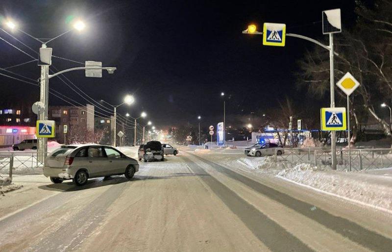 Три человека получили травмы в ДТП под Новосибирском