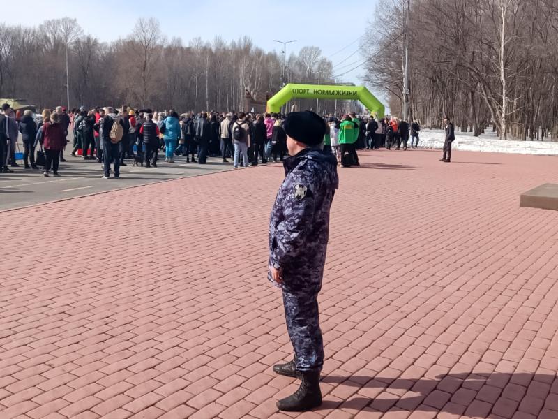 Безопасность спортивных мероприятий обеспечили росгвардейцы в Кузбассе