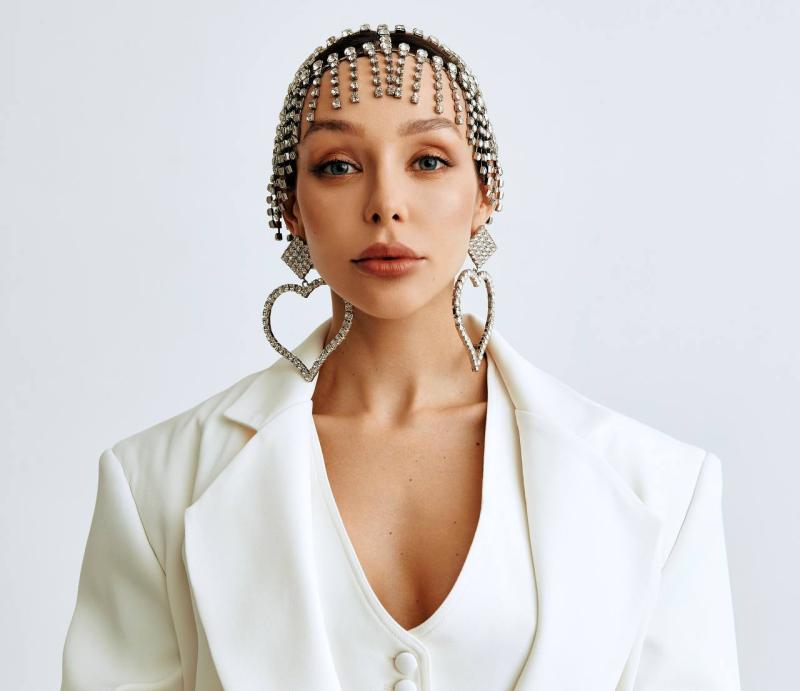 Toma Polak и MODERN U представили трек «Без повода» — песню о зиме, воспоминаниях и звонке, который меняет всё