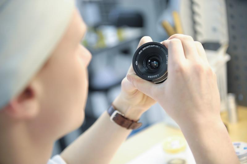 Со знаком отличия: более сотни специалистов предприятий «Швабе» удостоены высоких наград