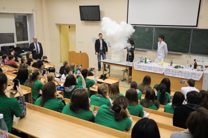 Екатеринбургские школьники познакомились с профессиями будущего