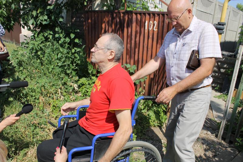 Липецкие активисты ОНФ добиваются восстановления прав инвалида-колясочника на свободу передвижения
