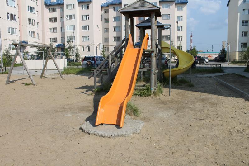 Активисты ОНФ на Ямале проверили состояние детских игровых площадок